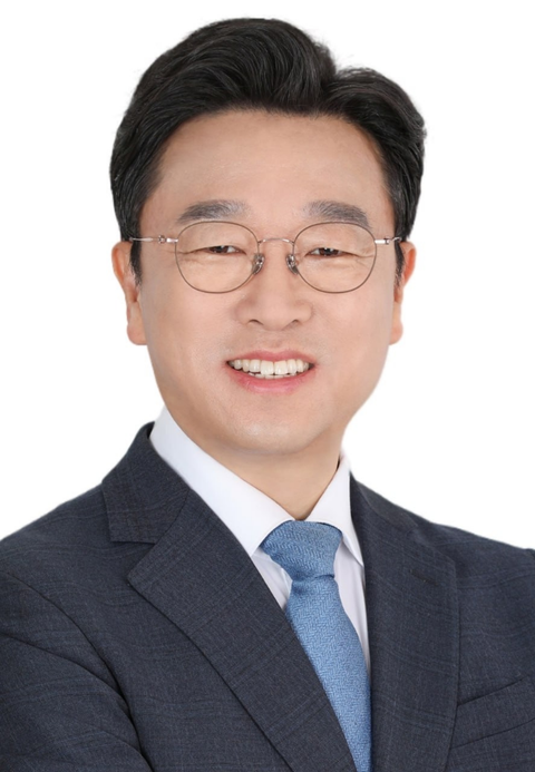 이용우 의원 사진